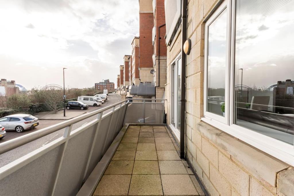 Apartamento Stunning Flat By Quayside With Balcony!! Newcastle upon Tyne Exterior foto